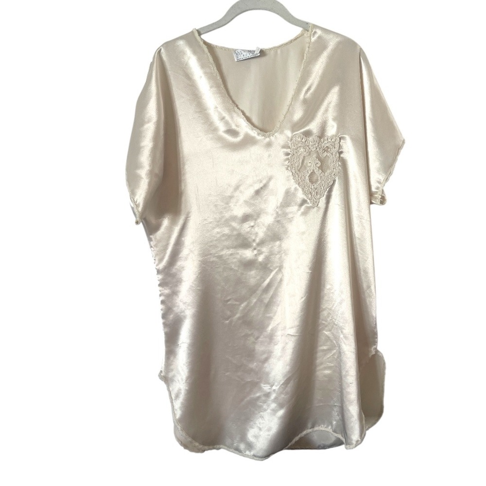 Vintage Val Mode White Lace Trimmed Short Sleeve Knee Length Nightgown S‎